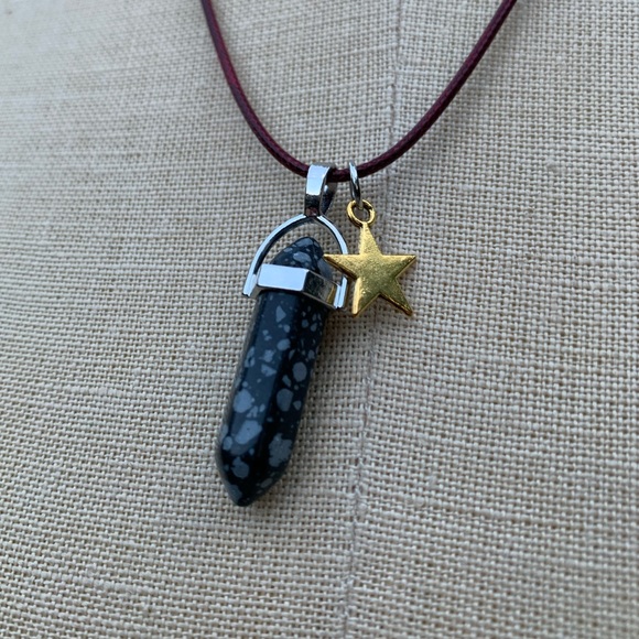 Handmade Speckled Stone Star Amulet Necklace - Picture 3 of 9